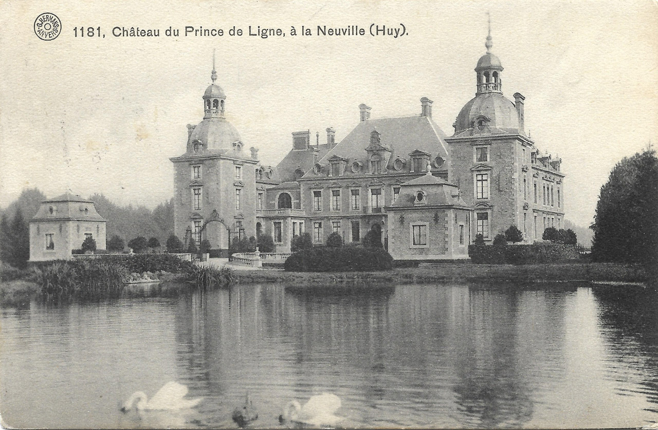 Le château de la Neuville, près de Huy (Belgique), où s’installe en mars 1918 la Kriegsgefangenenstation C, qui gère les compagnies de travail de prisonniers italiens envoyées par l’armée austro-hongroise sur le front ouest │ Carte postale signée le 18.3.1913 │ col. pdgit1918